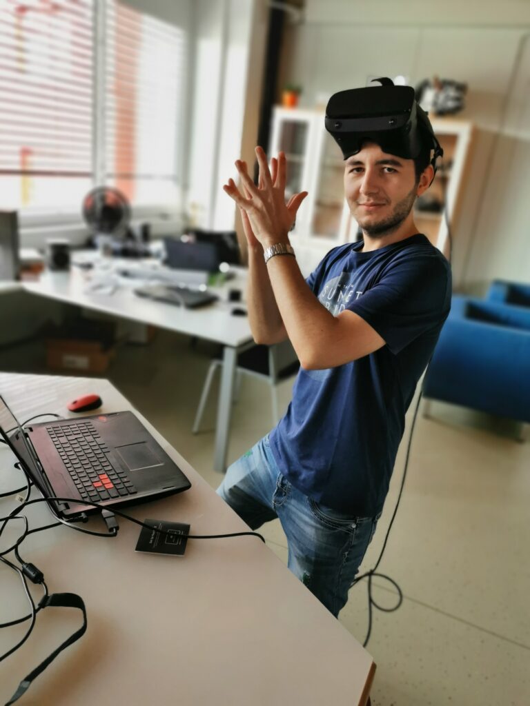 IZKUSI VIRTUALNO REALNOST